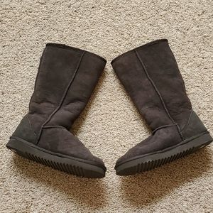 Ugg look a like Suede Boots